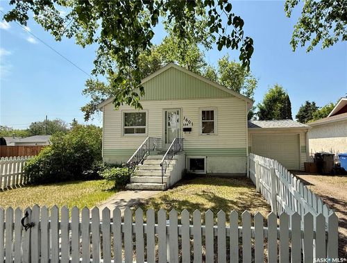 1601 104th St, North Battleford, SK, S9A1P6 | Card Image