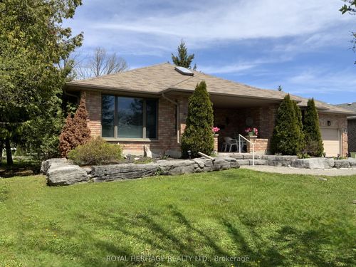 2 Mill St, Bobcaygeon, ON, K0M1A0 | Card Image