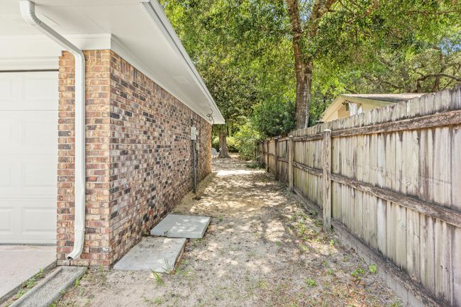 Side of House | Image 66