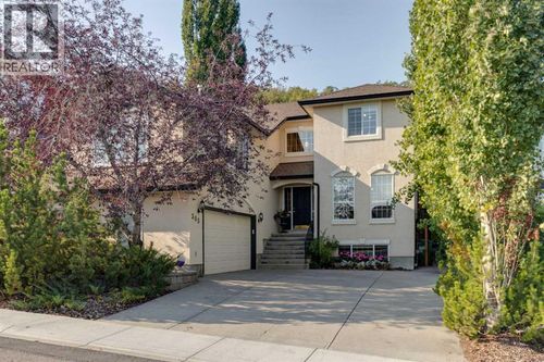 305 Patterson Blvd Sw, Calgary, AB, T3H3K1 | Card Image