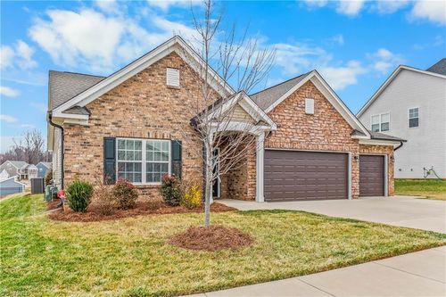 6231 Finch Meadow Ct, Clemmons, NC, 27012-9985 | Card Image