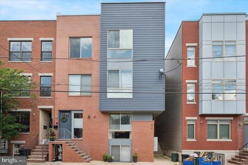 5-819 N Uber St, PHILADELPHIA, PA, 19130-2064 | Card Image