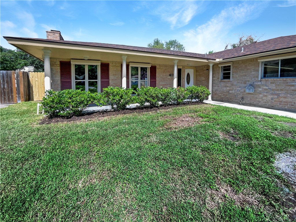 Walnut Hills Dr, Corpus Christi, TX 78413