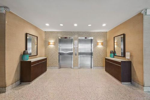 apt-7e-140 7th Ave, New York, NY, 10011-1840 | Card Image