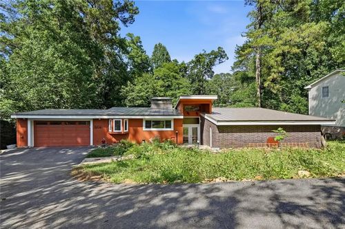 1989 N Ridgeway Rd Ne, Atlanta, GA, 30345-3438 | Card Image
