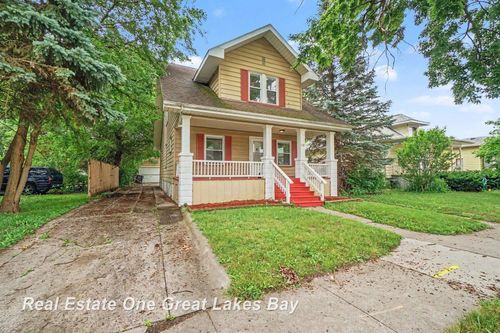 130 N Alexander St, Saginaw, MI, 48602-4001 | Card Image