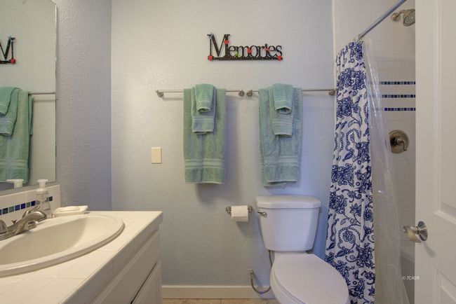 Bathroom | Image 23