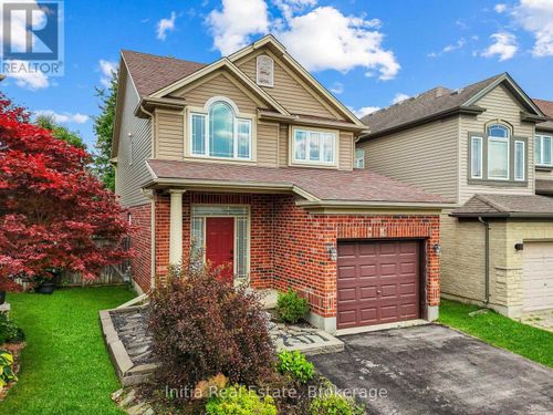 940 Mapleridge St, London, ON, N6H0A6 | Card Image