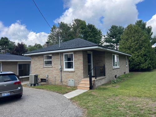 19811 32nd Ave, Conklin, MI, 49403-9705 | Card Image