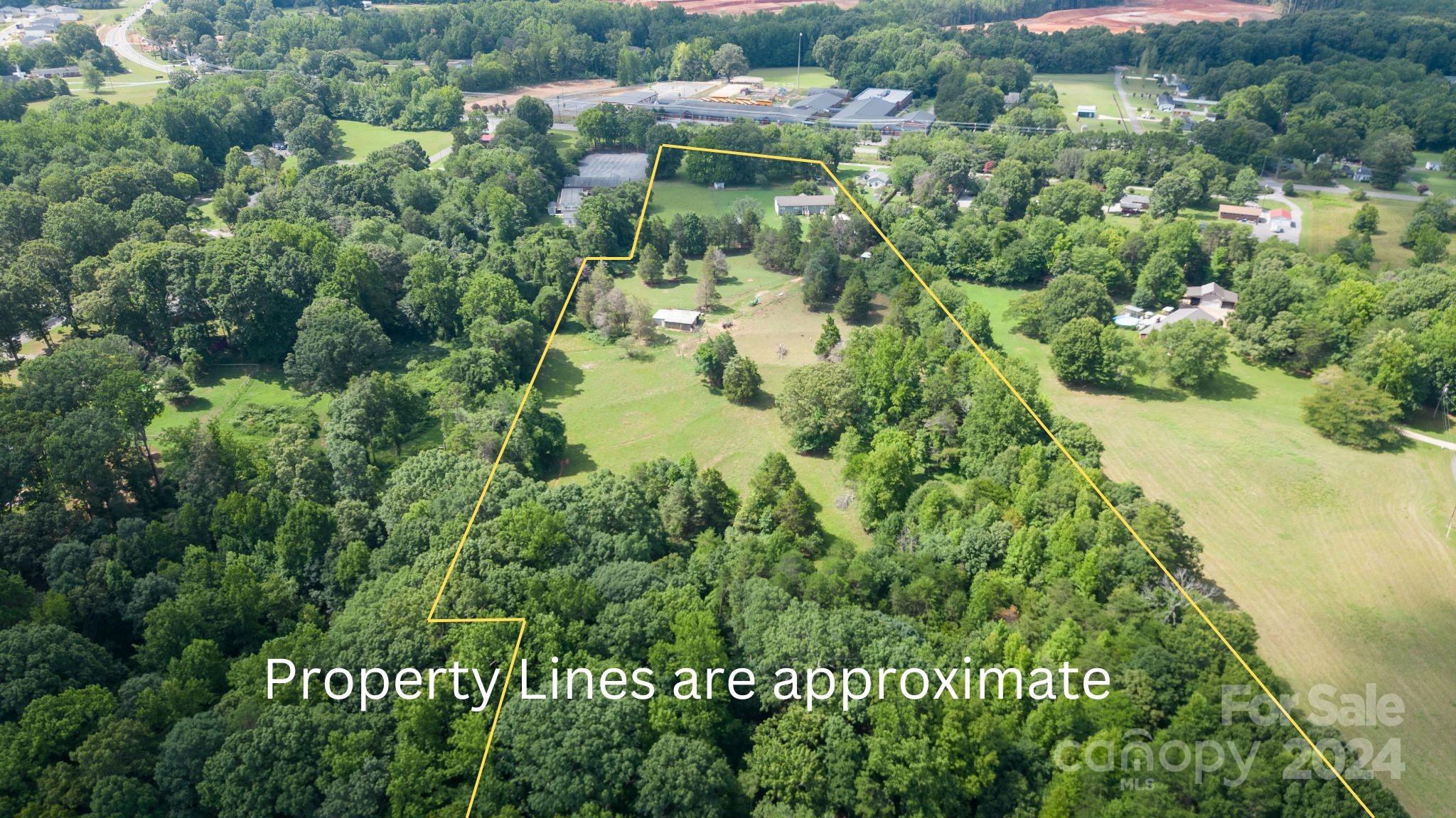 Charlotte Hwy, Mooresville, NC 28115
