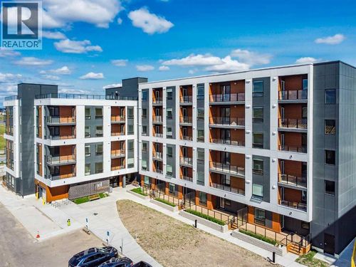 8500 19 Ave Se, Calgary, AB, T2A0M8 | Card Image