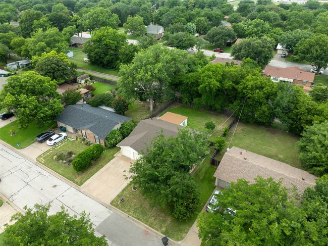 512 Judith St, House other with 3 bedrooms, 2 bathrooms and null parking in Burleson TX | Image 30