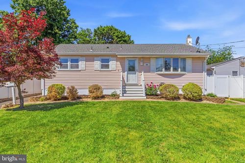 854 Nelson Pl, Piscataway, NJ, 08854-3237 | Card Image