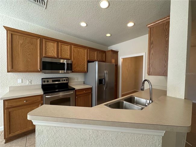 Kitchen | Image 11