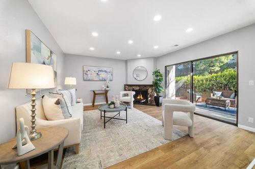 apt-119-21117 Gary Dr, Castro Valley, CA, 94546-6131 | Card Image