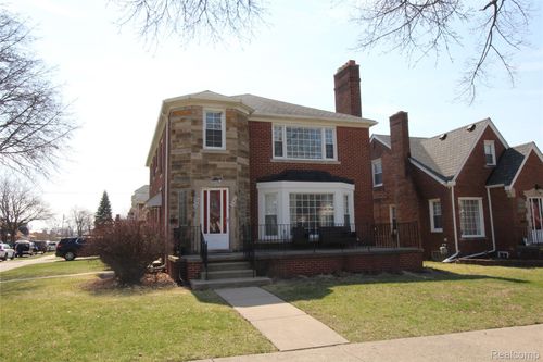 10427 S Morrow Cir, Dearborn, MI, 48126-1647 | Card Image