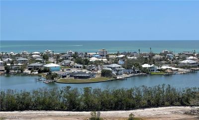 Gulf of Mexico & Buccaneer Bay Views | Image 1