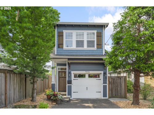 7826 N Decatur St, Portland, OR, 97203-5512 | Card Image
