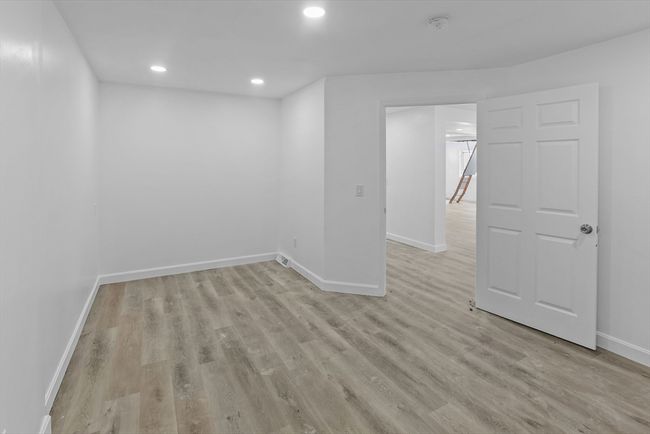 92 N Main St, House other with 4 bedrooms, 4 bathrooms and 7 parking in Raynham MA | Image 9