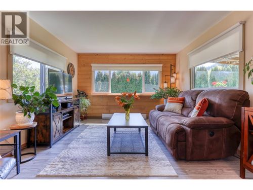 39-1554 Granite Rd, Nelson, BC, V1L6T6 | Card Image