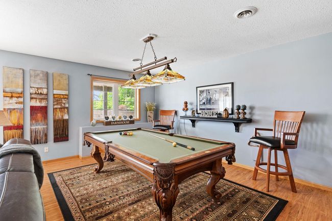 Large billiards area. | Image 38
