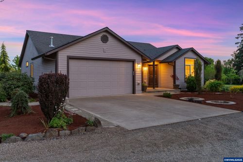 21805 Boones Ferry Rd Ne, Aurora, OR, 97002-9763 | Card Image