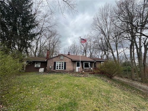 241 Parker Ln, Tallmadge, OH, 44278-2524 | Card Image