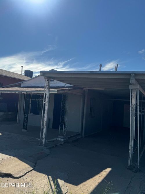 5304 Rosa Ave, El Paso, TX, 79905-1624 | Card Image