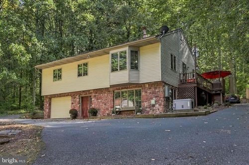 655 Sportsman Rd, DENVER, PA, 17517-9470 | Card Image