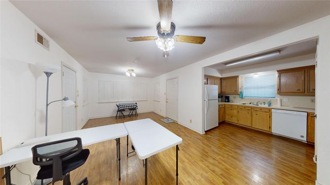 1005 Black Walnut Ln, House other with 2 bedrooms, 1 bathrooms and 1 parking in Jasper TX | Image 5