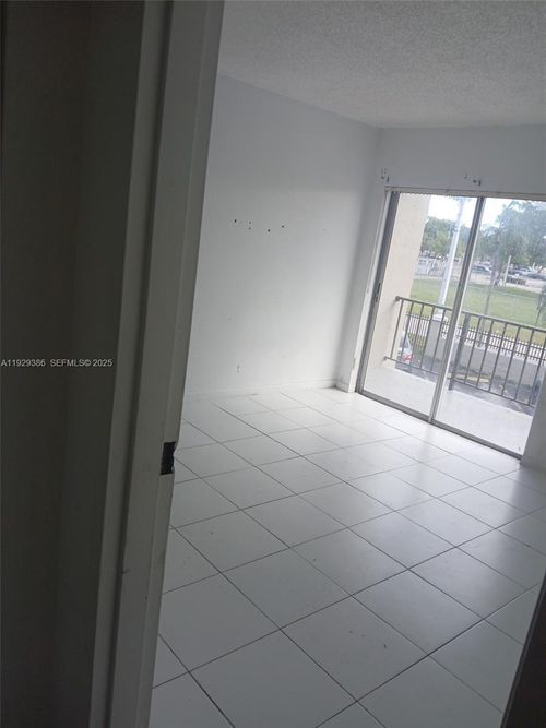 apt-208-5100 Sw 41st St, Pembroke Park, FL, 33023-6988 | Card Image