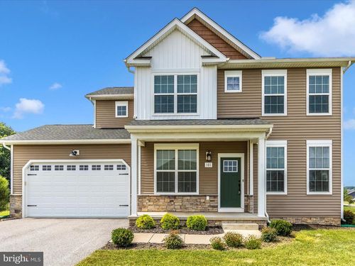 101 Winona Dr, HANOVER, PA, 17331-6501 | Card Image