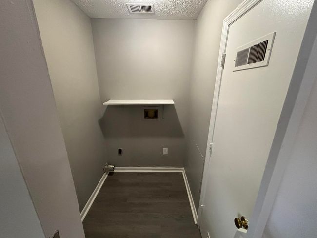 728 Gatehouse Pl, House other with 3 bedrooms, 2 bathrooms and null parking in Lexington KY | Image 5