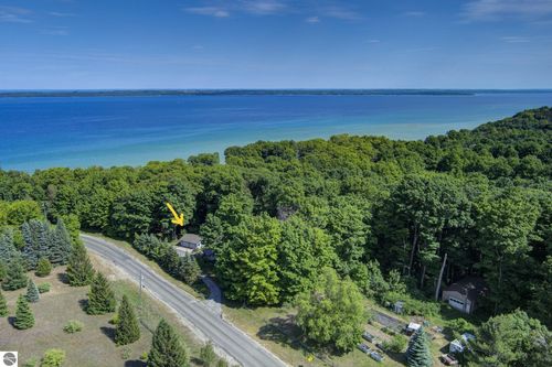 12166 E Old Orchard Trl, Suttons Bay, MI, 49682-9618 | Card Image
