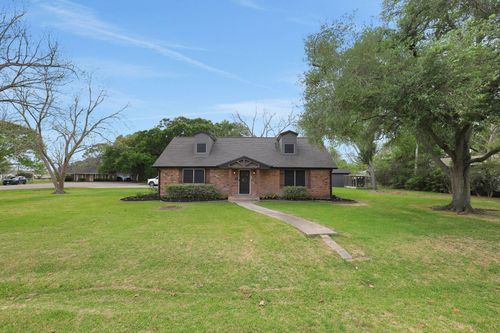 5133 Riverview Dr, Alvin, TX, 77511-9127 | Card Image