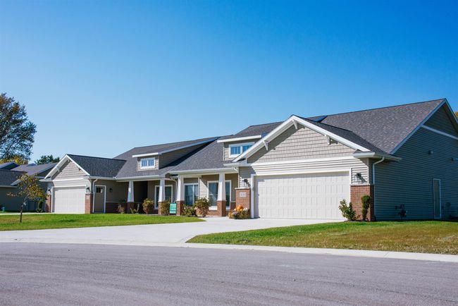 3214 W Bartlett Dr, Condo with 2 bedrooms, 2 bathrooms and null parking in New Haven IN | Image 11