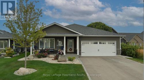 13 Lake Breeze Dr, Goderich, ON, N7A0B1 | Card Image