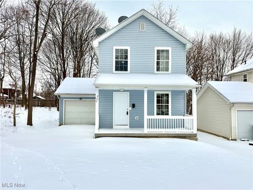 247 Reed Ave, Campbell, OH, 44405-1754 | Card Image