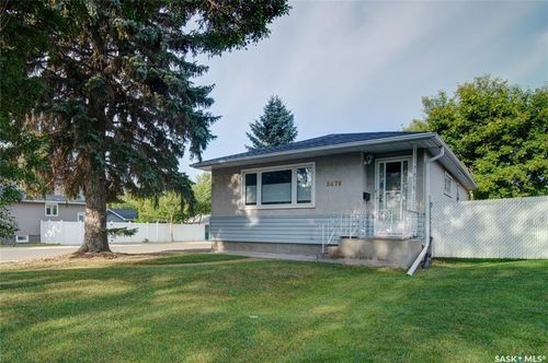 2476 Mcara St, Regina, SK, S4N2W5 | Card Image