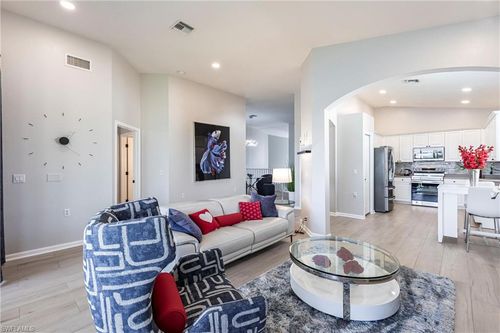 apt-201-3070 Meandering Way, FORT MYERS, FL, 33905-1608 | Card Image