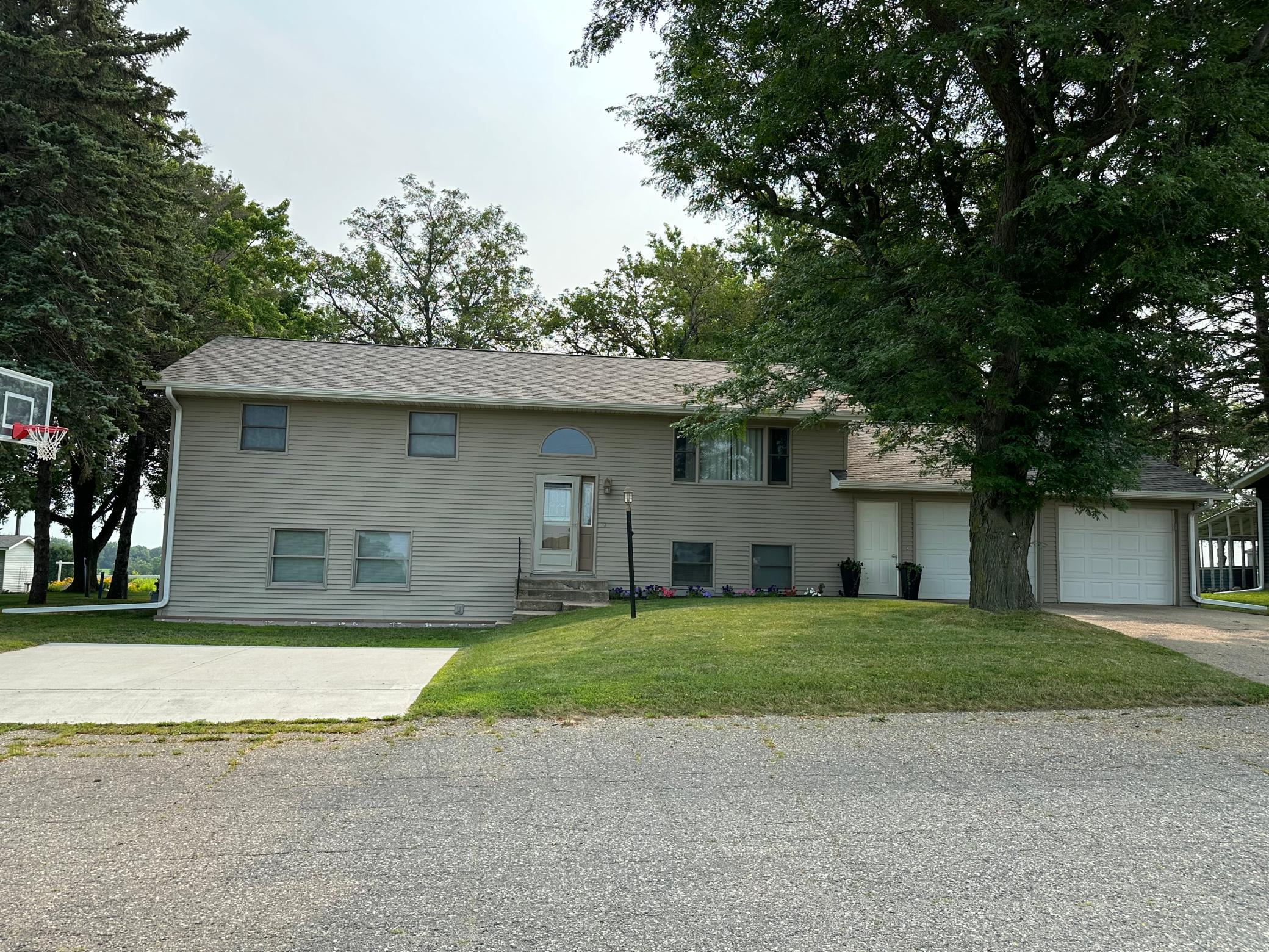 Highway 75 , Canby, MN 56220