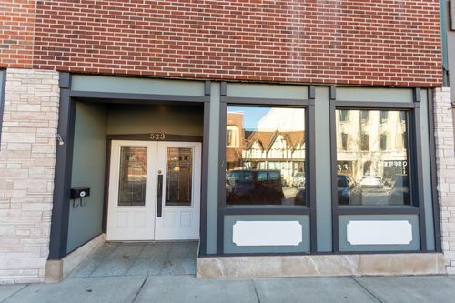 523 Franklin St, Michigan City, IN, 46360-3328 | Card Image