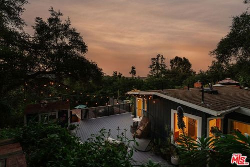 21114 Colina Dr, Topanga, CA, 90290-3505 | Card Image