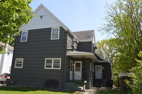 805 E Chestnut St, Bloomington, IL, 61701-3467 | Card Image