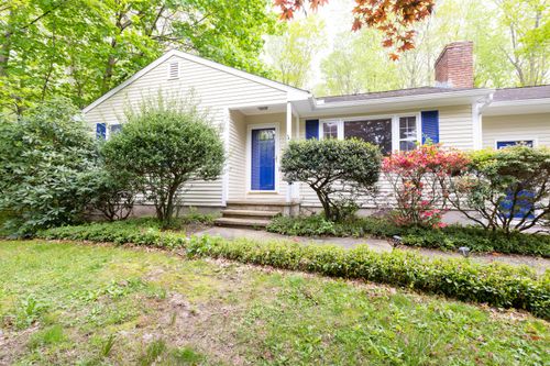 138 White Birch Dr, Guilford, CT, 06437-2165 | Card Image