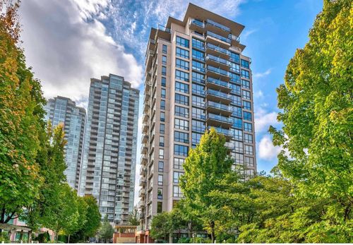 801-2959 Glen Dr, Coquitlam, BC, V3B0B8 | Card Image