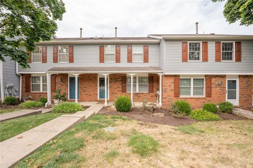 302 Murrays Ln, Castle Shannon, PA, 15234-2353 | Card Image