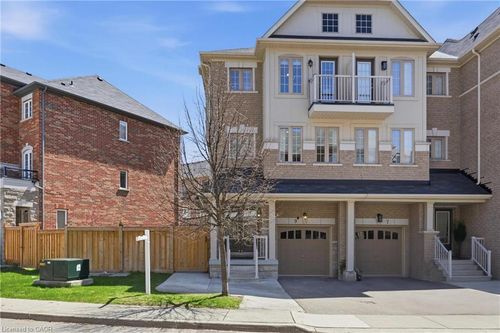 9 Rabbit Run Way, Brampton, ON, L6Z0J2 | Card Image