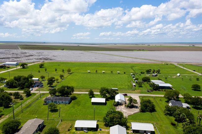 704 Hwy 239, Home with 0 bedrooms, 0 bathrooms and null parking in Austwell TX | Image 14