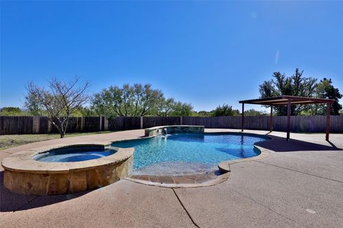 5717 Fm 2647, Winters, TX, 79567-7335 | Card Image
